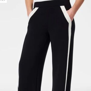SPANX air essentials track pants